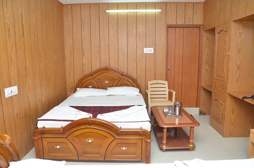 צ'נאי Saravanan Lodge חדר תמונה